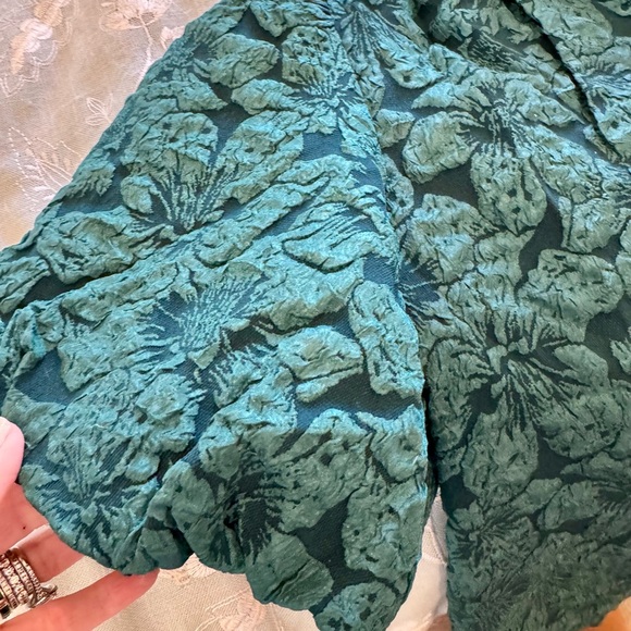 Sugarlips Teal Textured Blouse - Picture 4 of 5